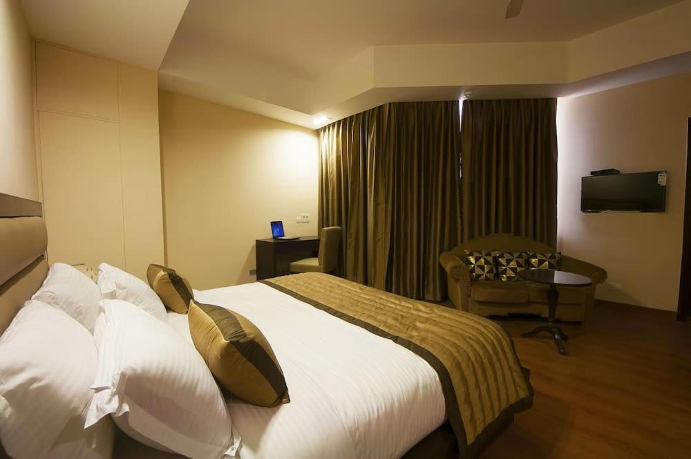 Zenith Hotel - Delhi Airport New Delhi Exterior foto