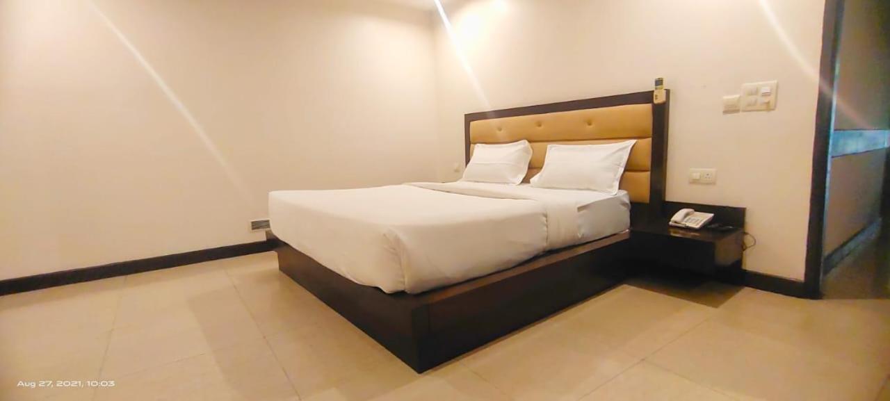 Zenith Hotel - Delhi Airport New Delhi Exterior foto